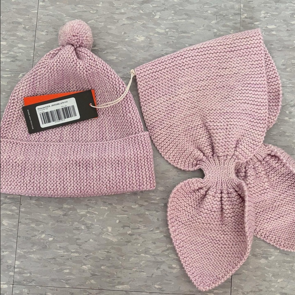 Misha & puff lilac adult hat & sledding scarf set